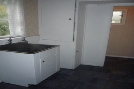 Photo of property in 23 Clevedon Road, Papakura, 2110