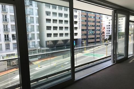 Photo of property in Montreaux Apartments, 2i/164 The Terrace, Wellington Central, Wellington, 6011