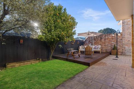 Photo of property in 3 Exler Place, Avondale, Auckland, 0600