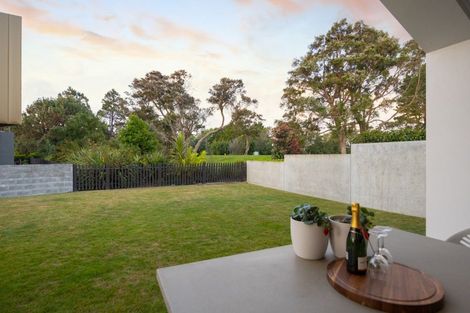 Photo of property in 7 Kanuka Drive, Hokowhitu, Palmerston North, 4410