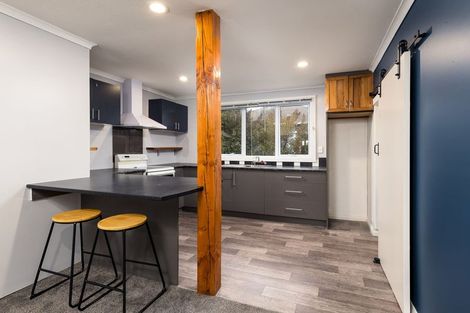 Photo of property in 12 Rhodes Street, Waimate, 7924