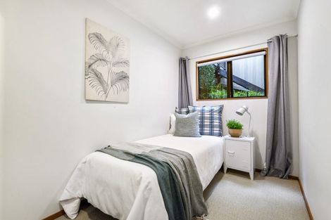 Photo of property in 24a Seaview Avenue, Northcote, Auckland, 0627