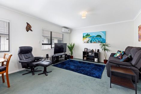 Photo of property in 8e Heath Street, Mount Maunganui, 3116