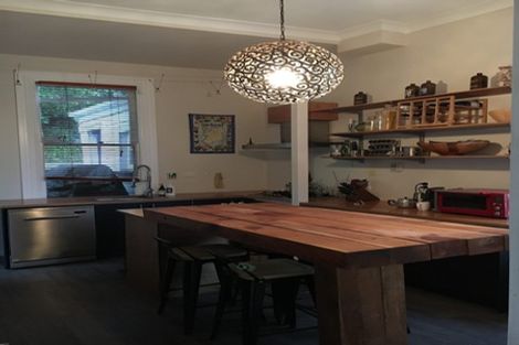 Photo of property in 58 Fairview Crescent, Kelburn, Wellington, 6012