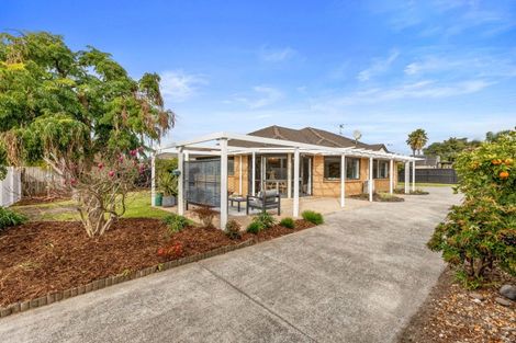Photo of property in 676 Gloucester Road, Papamoa Beach, Papamoa, 3118