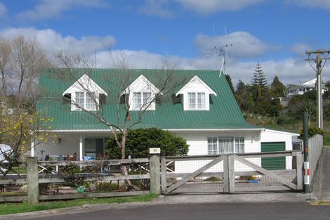 Photo of property in 35 Sunvale Place, Gate Pa, Tauranga, 3112