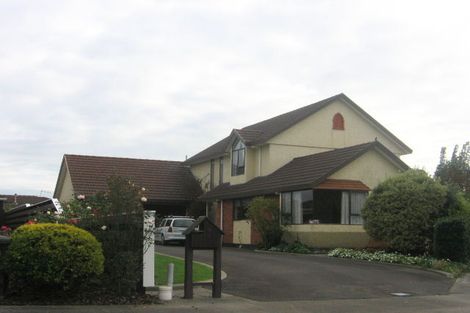 Photo of property in 6 Sheraton Grove, Highbury, Palmerston North, 4412