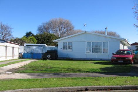 Photo of property in 22 Rutland Place, Milson, Palmerston North, 4414