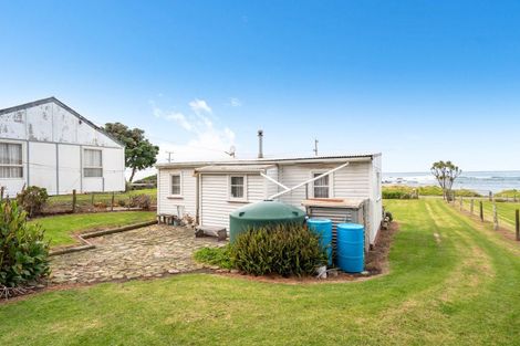 Photo of property in 1095 Mataikona Road, Mataikona, Tinui, 5889