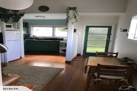 Photo of property in 2/4 George Street, Mangere East, Auckland, 2024