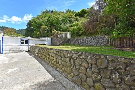 Photo of property in 22 Field Street, Silverstream, Upper Hutt, 5019