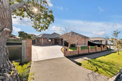 Photo of property in 21 Forest Drive, Parklands, Christchurch, 8083