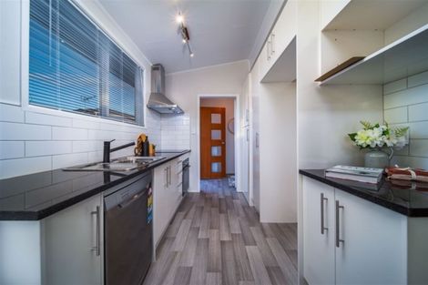 Photo of property in 8 Quennell Avenue, Favona, Auckland, 2024