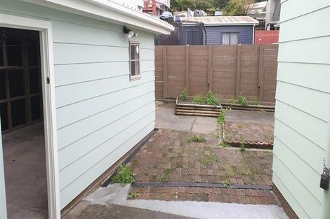 Photo of property in 291a Wellington Road, Wainuiomata, Lower Hutt, 5014