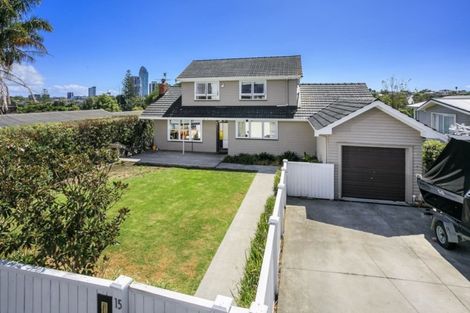 Photo of property in 15 Spencer Terrace, Hauraki, Auckland, 0622