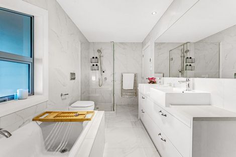 Photo of property in 33 Te Oneroa Way, Long Bay, Auckland, 0630