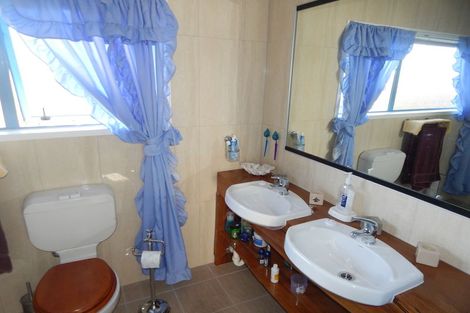 Photo of property in 108 Te Haumi Drive, Paihia, 0200