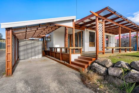 Photo of property in 114a Weka Street, Whangamata, 3620