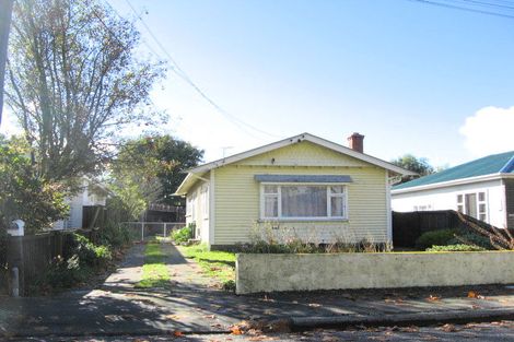 Photo of property in 13 Domett Street, Waltham, Christchurch, 8023