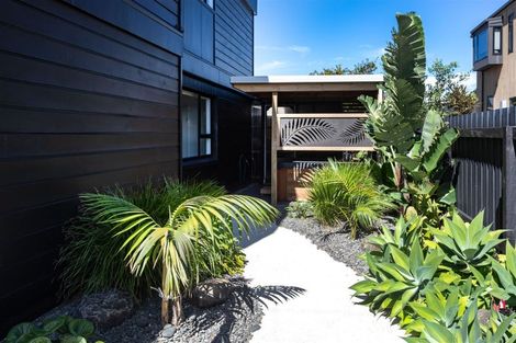 Photo of property in 142 Captain Cook Road, Cooks Beach, Whitianga, 3591