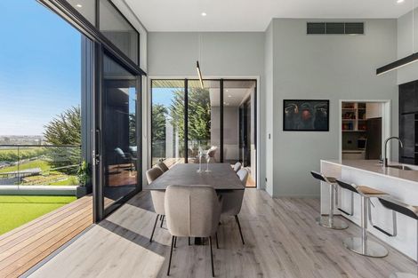 Photo of property in 13 Redmund Spur Road, Kennedys Bush, Christchurch, 8025