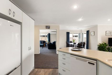 Photo of property in 13 Rosewood Court, Huntington, Hamilton, 3210