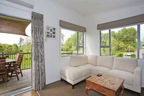 Photo of property in 332a Karaka Road, Karaka, Drury, 2578