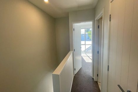 Photo of property in Peninsula Primary School, 61 Wharf Road, Te Atatu Peninsula, Auckland, 0610