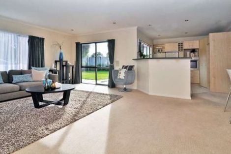 Photo of property in 39 Ian Sage Avenue, Long Bay, Auckland, 0630