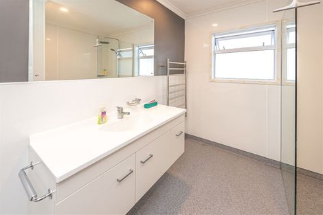 Photo of property in 12 George Street, Aramoho, Whanganui, 4500