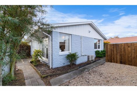 Photo of property in 4 Gresford Street, Edgeware, Christchurch, 8013