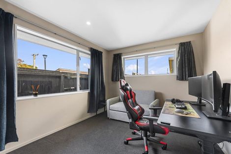 Photo of property in 238a Breezes Road, Aranui, Christchurch, 8061