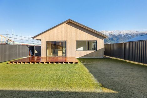 Photo of property in 5 Guthrie Street, Lake Hawea, 9382