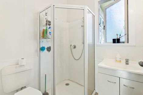 Photo of property in 1 Fowlds Avenue, Sandringham, Auckland, 1025