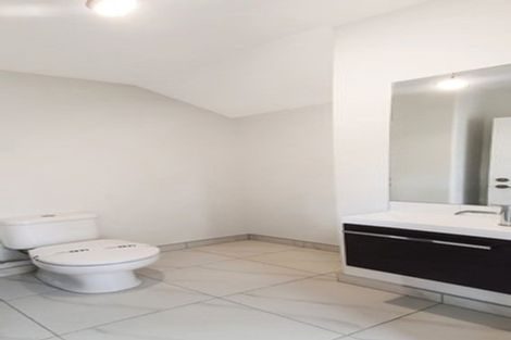 Photo of property in 10c Meola Road, Westmere, Auckland, 1022