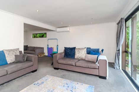 Photo of property in 60 Acacia Avenue, Maungaraki, Lower Hutt, 5010
