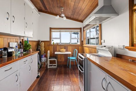 Photo of property in 653 Marine Parade, Napier South, Napier, 4110