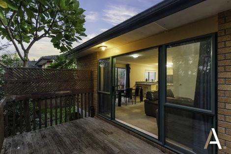 Photo of property in 2 Abilene Place, Manurewa, Auckland, 2105