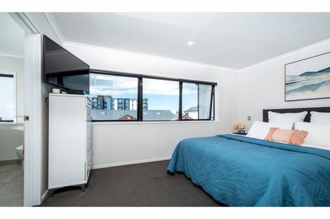 Photo of property in 5 Eyton Kay Road, Hobsonville, Auckland, 0616