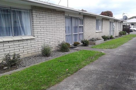 Photo of property in 20 Edgeware Road, Palmerston North, 4410
