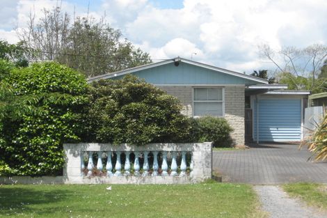 Photo of property in 296 Shakespeare Street, Leamington, Cambridge, 3432