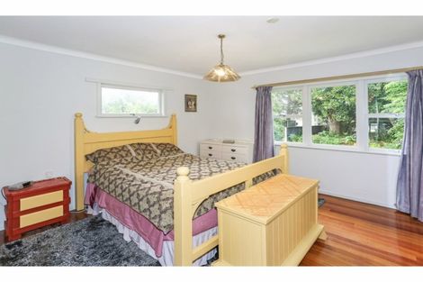 Photo of property in 8 Youngs Road, Papakura, 2110