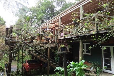 Photo of property in 54 Mahoe Road, Titirangi, Auckland, 0604