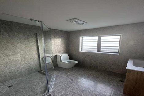 Photo of property in 1 Dotterel Place, Westgate, Auckland, 0614