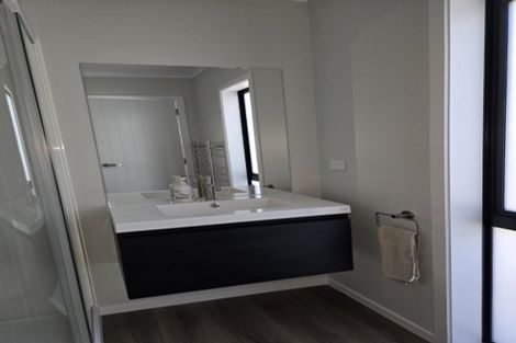 Photo of property in 19 Rotoiti Place, Paraparaumu, 5032