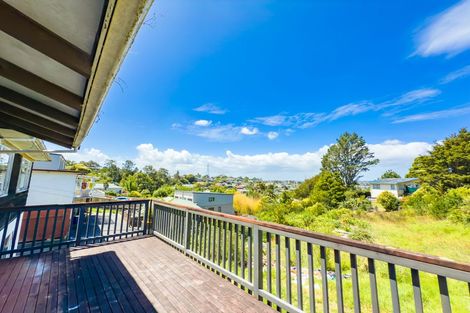Photo of property in 305 Don Buck Road, Massey, Auckland, 0614
