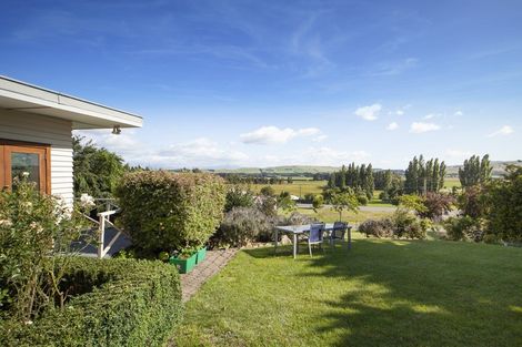 Photo of property in 17 Oxford Street, Waikari, 7420