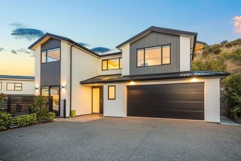 Photo of property in 29a Waitaria Terrace, Aotea, Porirua, 5024