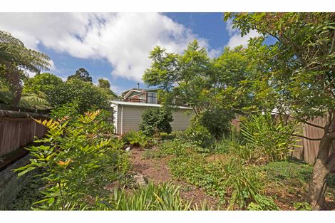 Photo of property in 23 Robert Burke Place, Henderson, Auckland, 0612