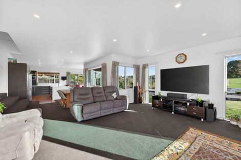 Photo of property in 15 Lionel Place, Mapua, 7005